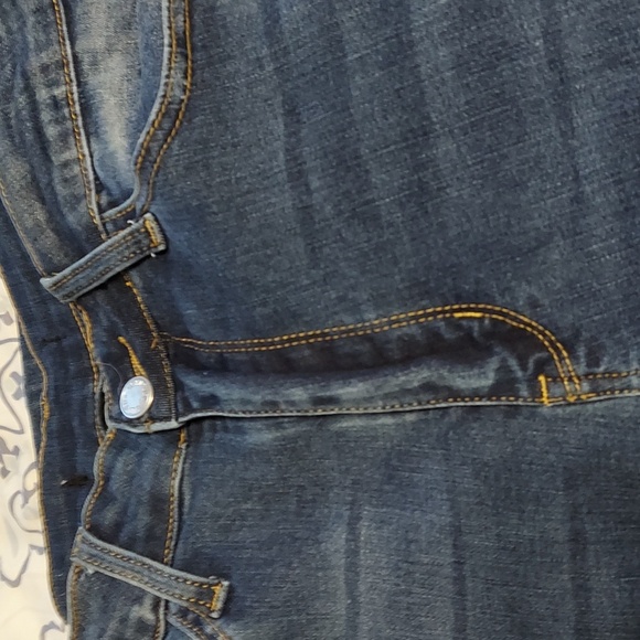 Judy Blue jeans - Picture 3 of 5